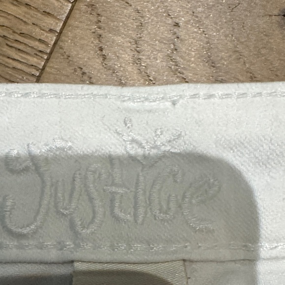 Justice Bright White Women's Jean Shorts - Picture 2 of 5